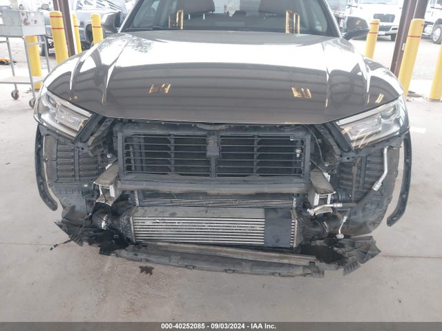 Audi Q5 2.0t Tech Premium 2018 WA1ANAFY0J2023965 Image 6