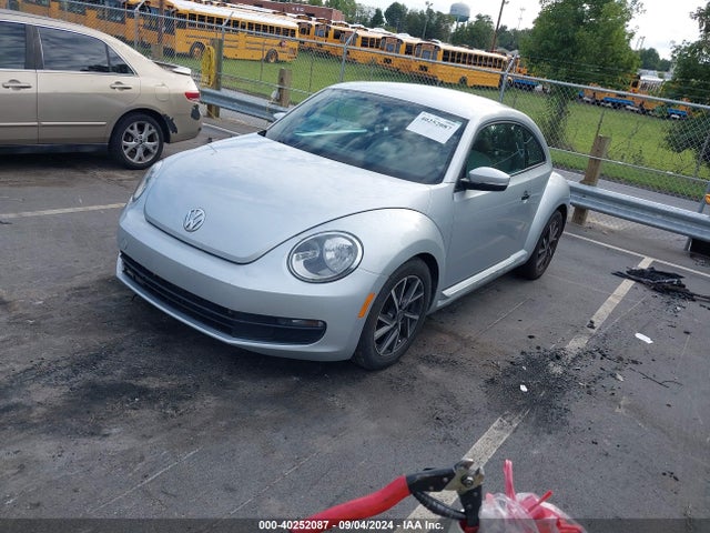 3VWF17AT3FM656527 Volkswagen Beetle 1.8t Classic