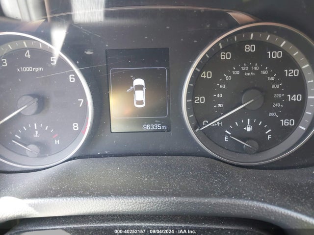 KMHD84LFXJU677922 Hyundai ELANTRA SEL