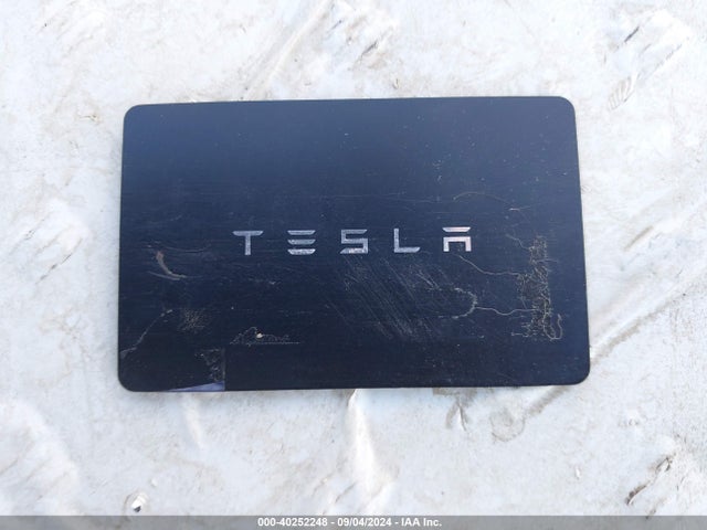 2023 TESLA MODEL 3 5YJ3E1EB2PF667694 Photo 10