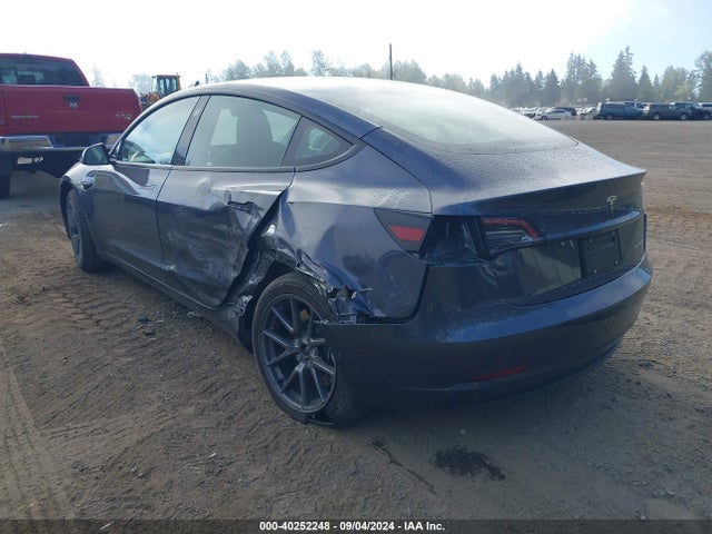 2023 TESLA MODEL 3 5YJ3E1EB2PF667694 Photo 2