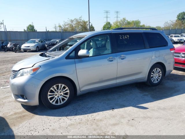 5TDYK3DC4ES511038 Toyota Sienna Xle V6 8 Passenger