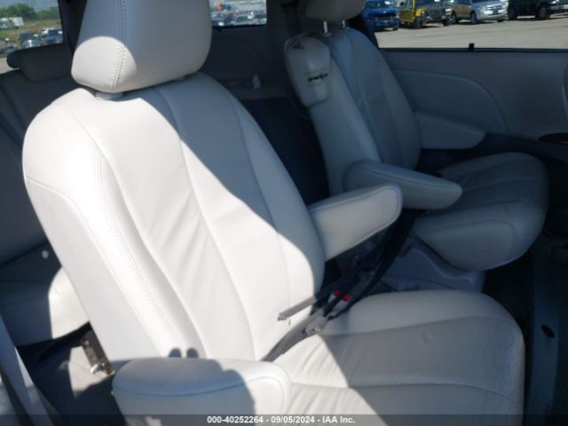 5TDYK3DC4ES511038 Toyota Sienna Xle V6 8 Passenger