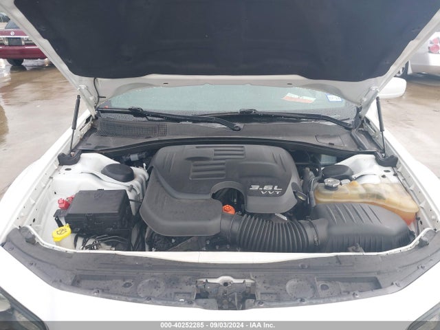 2C3CCAGG5KH569801 Chrysler 300 300s Awd