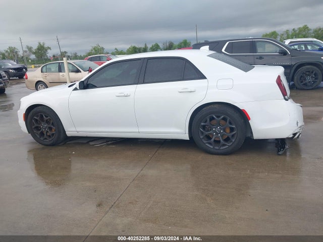 2C3CCAGG5KH569801 Chrysler 300 300s Awd