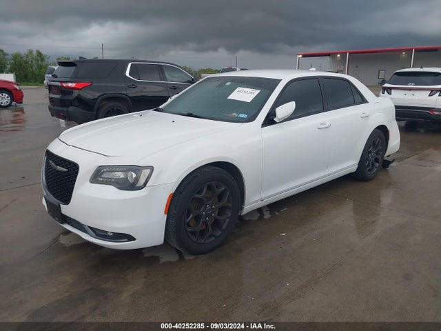 2C3CCAGG5KH569801 Chrysler 300 300s Awd