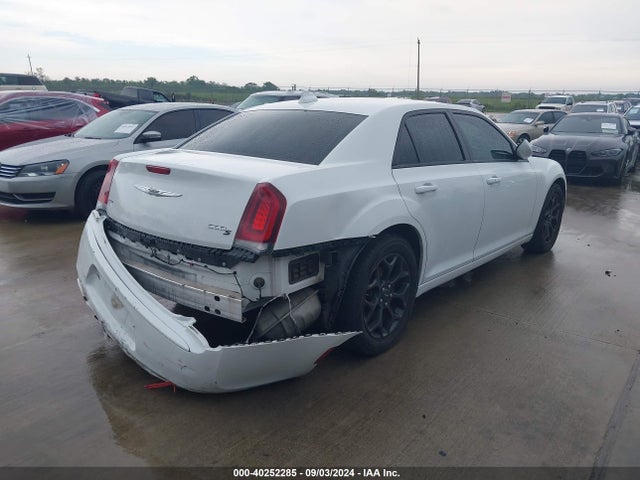 2C3CCAGG5KH569801 Chrysler 300 300s Awd