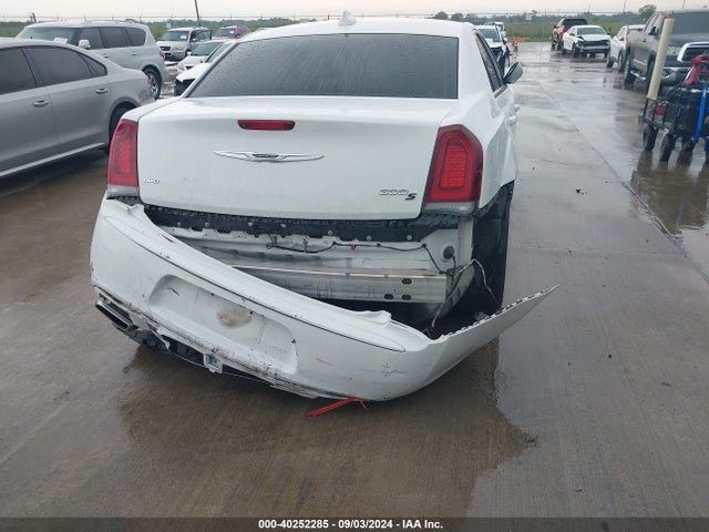 2C3CCAGG5KH569801 Chrysler 300 300s Awd