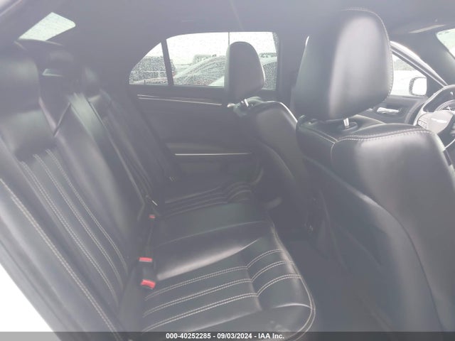 2C3CCAGG5KH569801 Chrysler 300 300s Awd