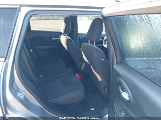 1C4PJMCS2FW755527 Jeep Cherokee Latitude