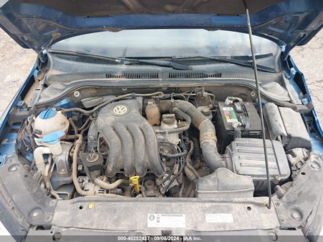 3VW2K7AJ8FM204437 Volkswagen Jetta 2.0l S