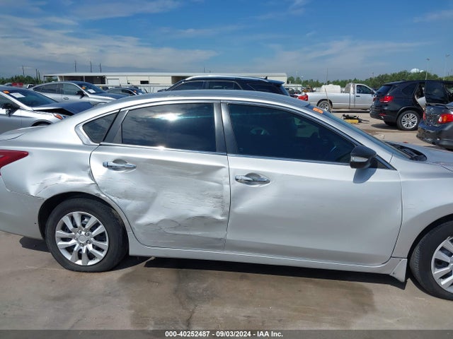 Nissan Altima 2.5 S 2018 1N4AL3AP8JC115444 Image 13