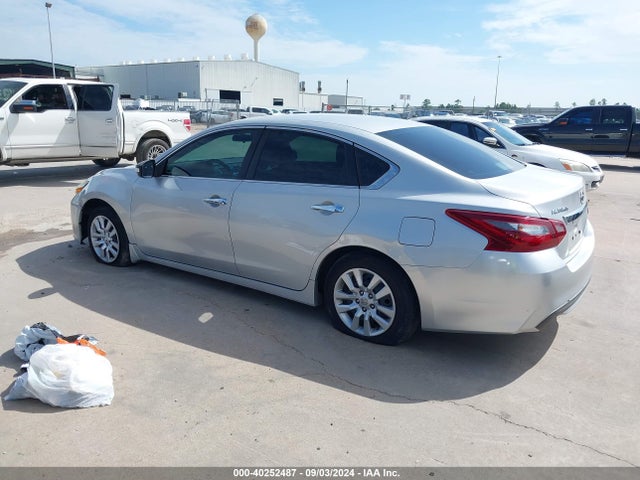 Nissan Altima 2.5 S 2018 1N4AL3AP8JC115444 Image 3