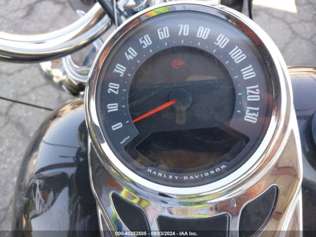 2022 HARLEY-DAVIDSON FLHCS 1HD1YBK18NB031571 Photo 6