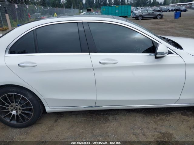55SWF4JB6HU211733 Mercedes-Benz C 300 Luxury/sport