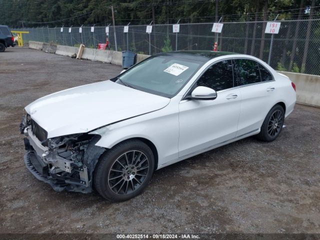 55SWF4JB6HU211733 Mercedes-Benz C 300 Luxury/sport