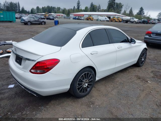 55SWF4JB6HU211733 Mercedes-Benz C 300 Luxury/sport