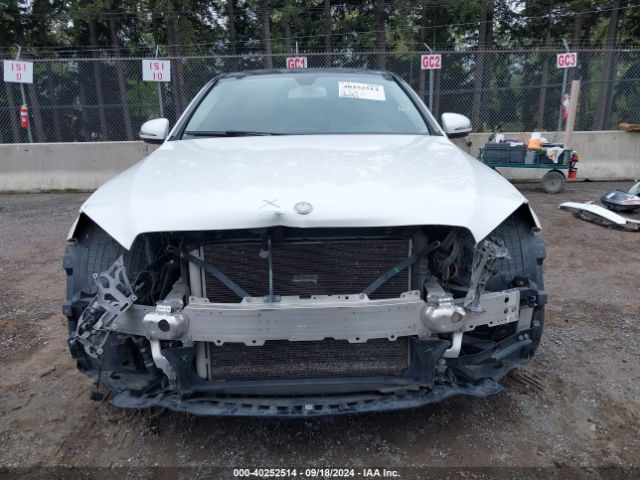 55SWF4JB6HU211733 Mercedes-Benz C 300 Luxury/sport