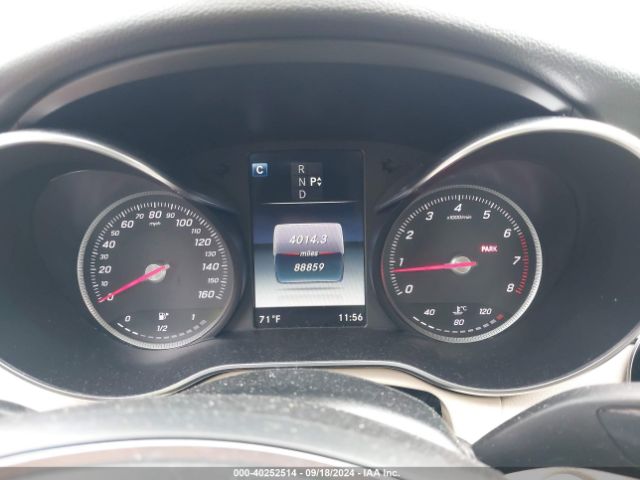 55SWF4JB6HU211733 Mercedes-Benz C 300 Luxury/sport