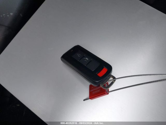 JA4AD3A39FZ008602 Mitsubishi Outlander Se