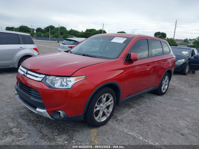 JA4AD3A39FZ008602 Mitsubishi Outlander Se