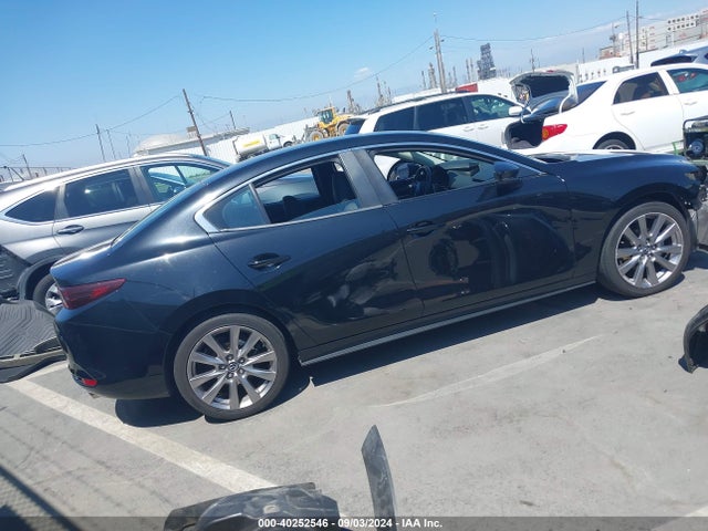 Mazda Mazda3 Select Package 2020 3MZBPACL2LM132868 Image 4