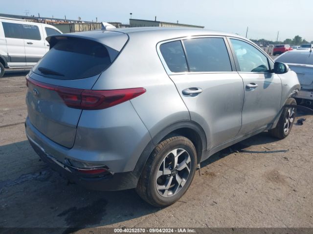 KNDPMCAC3M7942666 KIA Sportage Lx