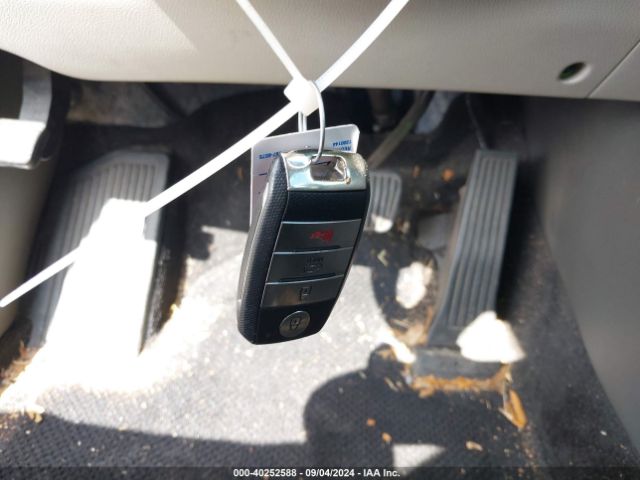 KNDPN3AC0J7394554 KIA Sportage Ex