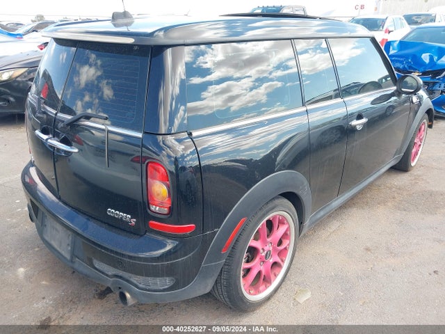 2010 MINI COOPER S CLUBMAN WMWMM3C57ATP93874 Photo 3