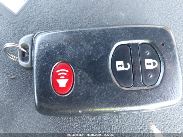 Toyota Prius V Four 2015 JTDZN3EU1FJ022422 Image 11