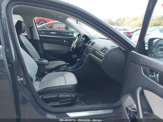 1VWBS7A32FC044686 Volkswagen Passat 1.8t Sport