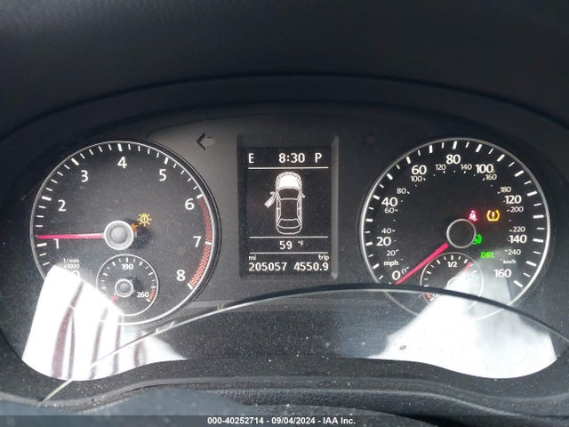 1VWBS7A32FC044686 Volkswagen Passat 1.8t Sport