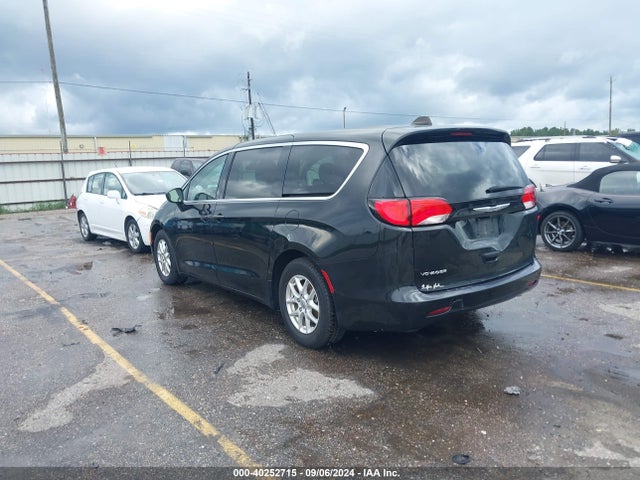 2C4RC1CG2NR153019 Chrysler Voyager Lx