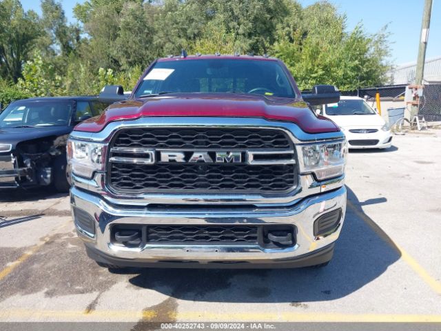 3C6UR5CJ1NG281406 RAM 2500 Tradesman  4x4 6'4 Box