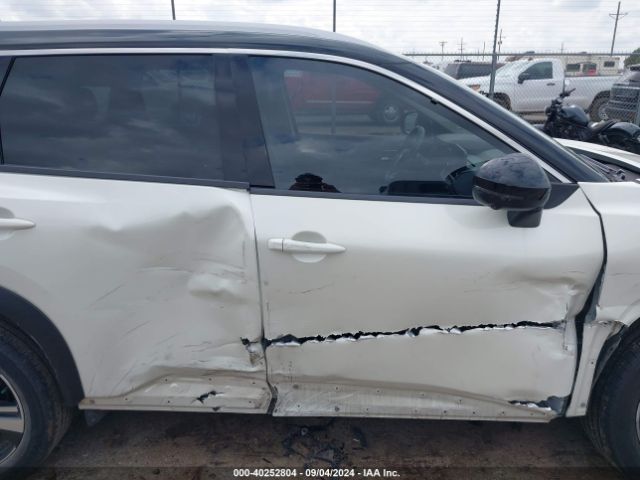 JN8AT3DC3MW105799 Nissan Rogue Platinum Fwd