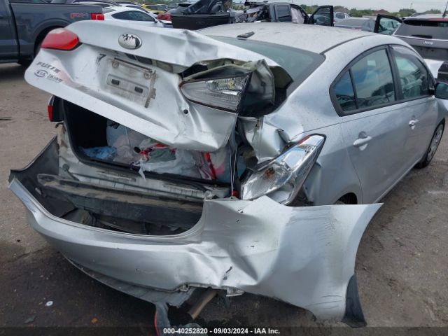 KNAFK4A6XE5178939 KIA FORTE LX