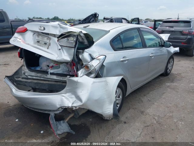 KNAFK4A6XE5178939 KIA FORTE LX