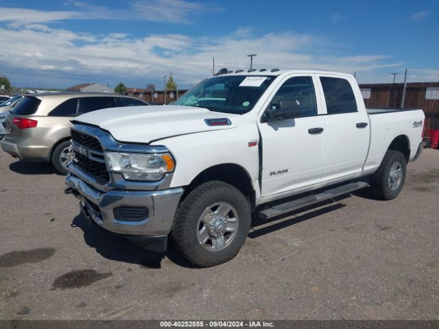 3C6UR5CJ3KG512575 RAM 2500 Tradesman  4x4 6'4 Box
