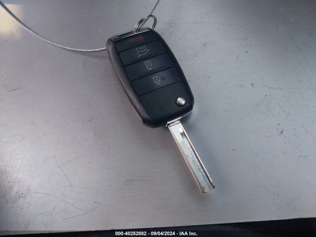KIA Sorento 3.3l Ex 2016 5XYPHDA57GG016130 Image 11
