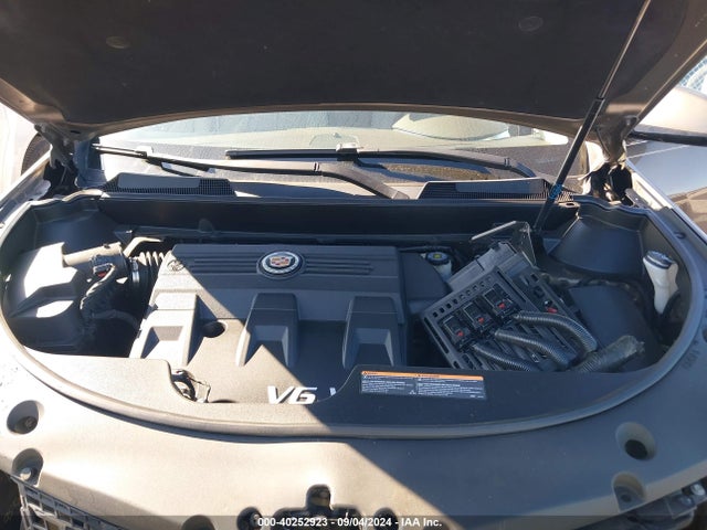3GYFNBE30FS609563 Cadillac Srx Luxury Collection
