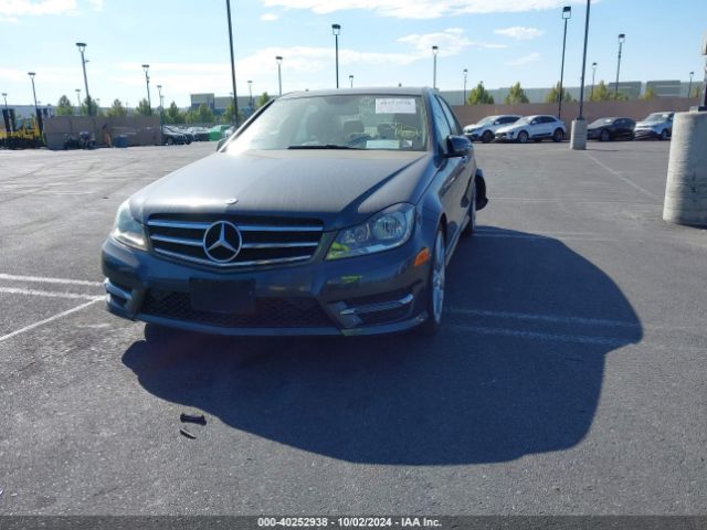 WDDGF4HB1EA965404 Mercedes-Benz C 250 Luxury/sport