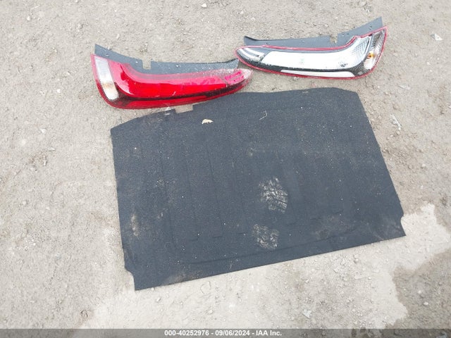 KIA SOUL LX 2022 KNDJ23AU4N7834689 Image 12