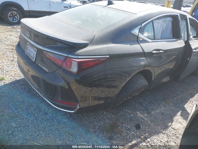 Lexus ES 300H 2024 58ADA1C11RU040977 Image 4