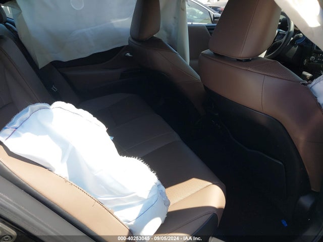 Lexus ES 300H 2024 58ADA1C11RU040977 Image 8