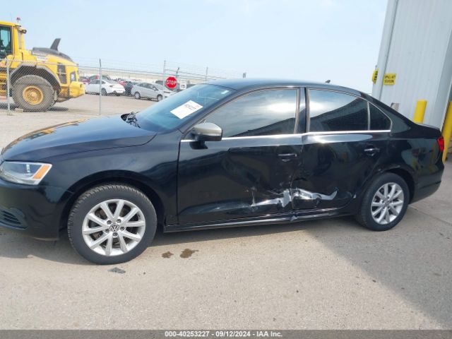 3VWD07AJXEM317321 Volkswagen Jetta 1.8t Se