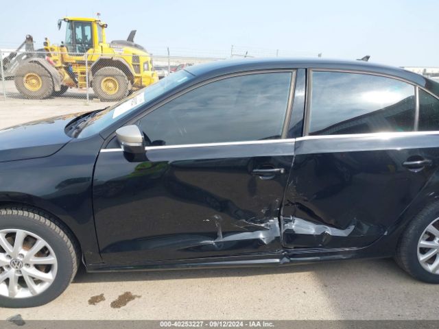 3VWD07AJXEM317321 Volkswagen Jetta 1.8t Se