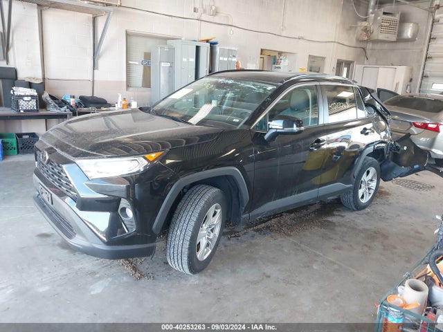 Toyota Rav4 Xle 2020 2T3P1RFV6LW118833 Image 2