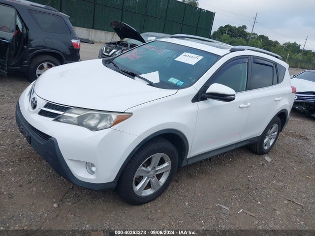 Toyota Rav4 Xle 2014 2T3RFREV7EW154240 Image 2