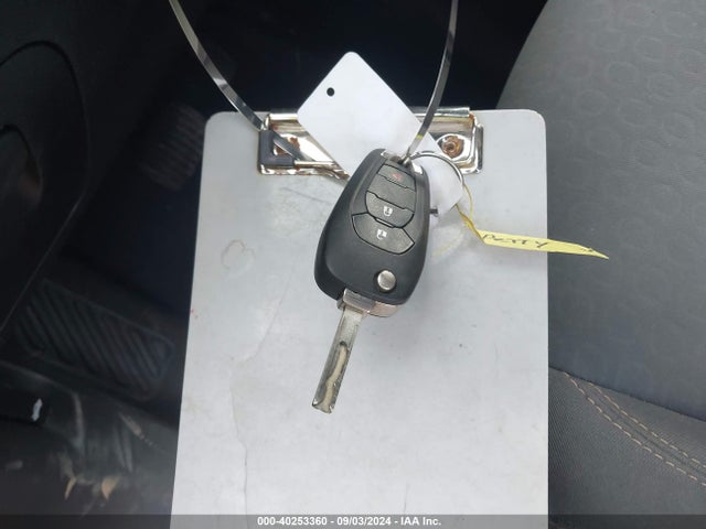 Chevrolet TRAX LS 2019 3GNCJKSB1KL360525 Image 11
