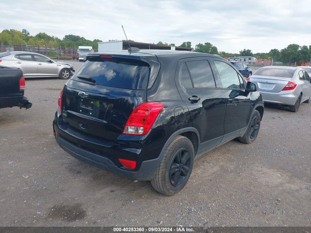 Chevrolet TRAX LS 2019 3GNCJKSB1KL360525 Image 4